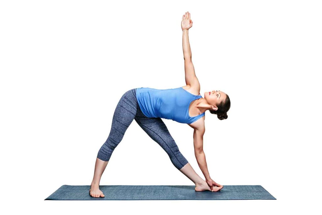 extended triangle pose in yoga